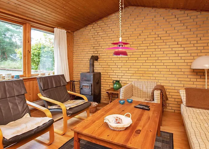 6 Person In * Rødby